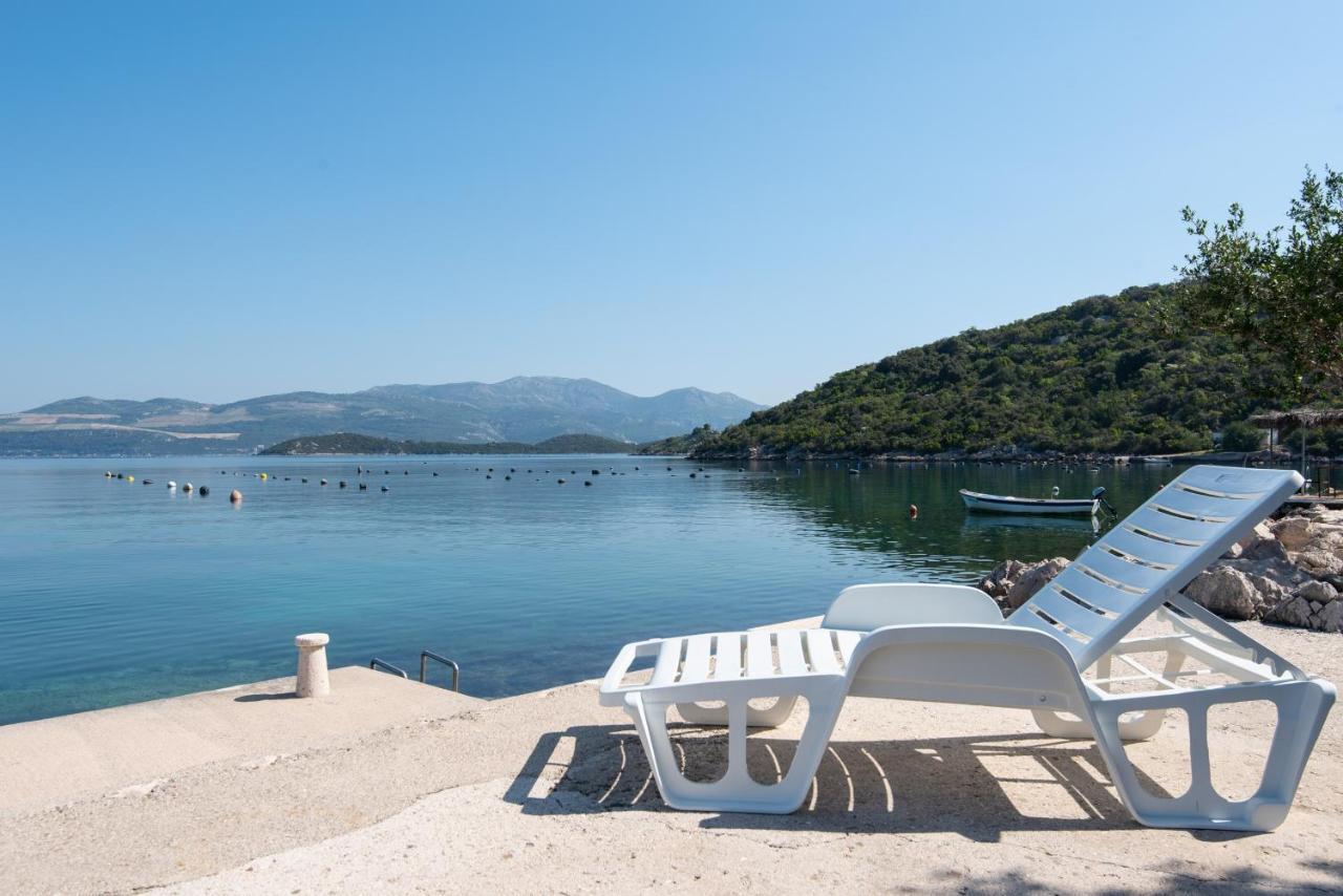 Apartments By The Sea Cove Pjestata, Peljesac - 12381 Putnikovic Bagian luar foto