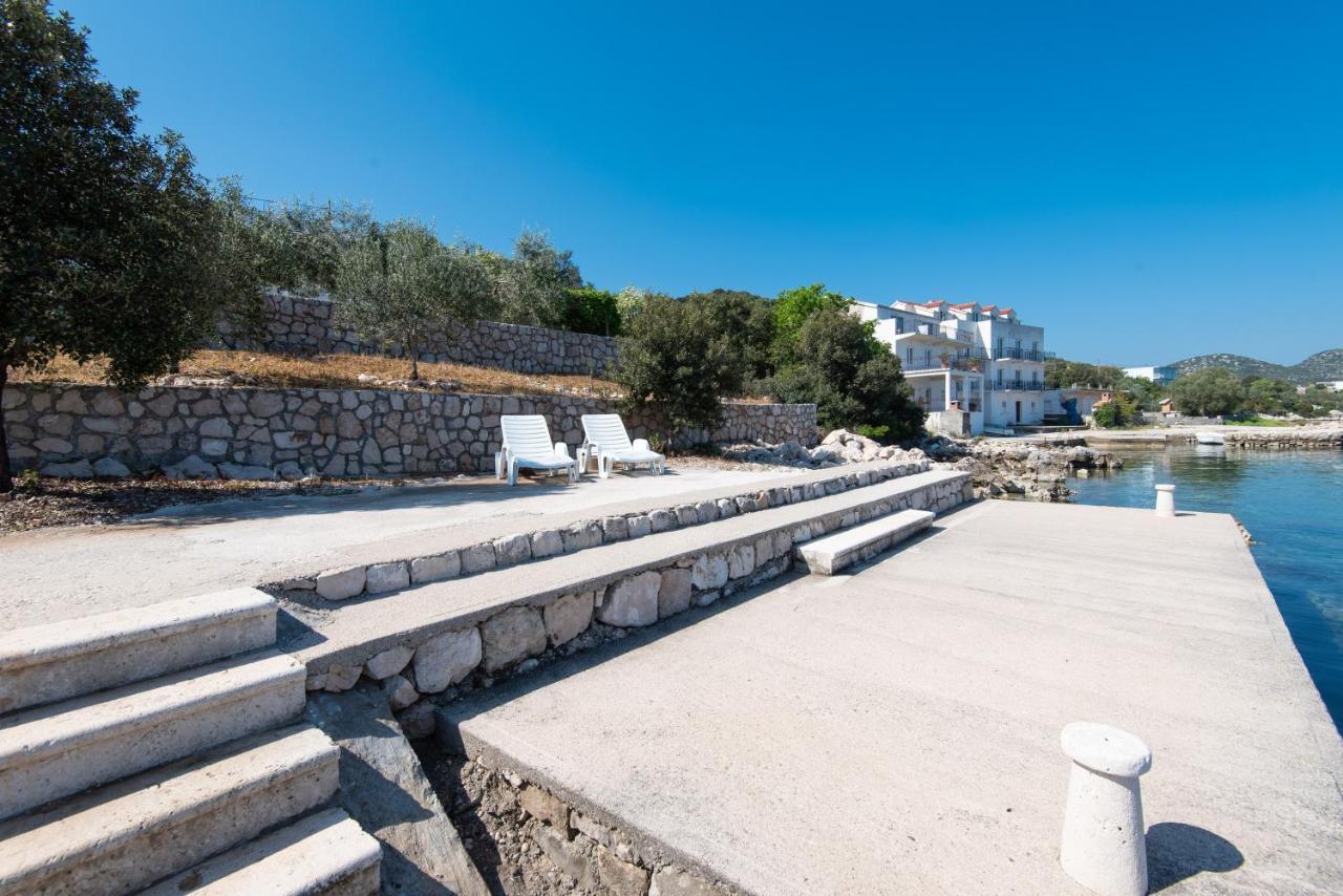Apartments By The Sea Cove Pjestata, Peljesac - 12381 Putnikovic Bagian luar foto